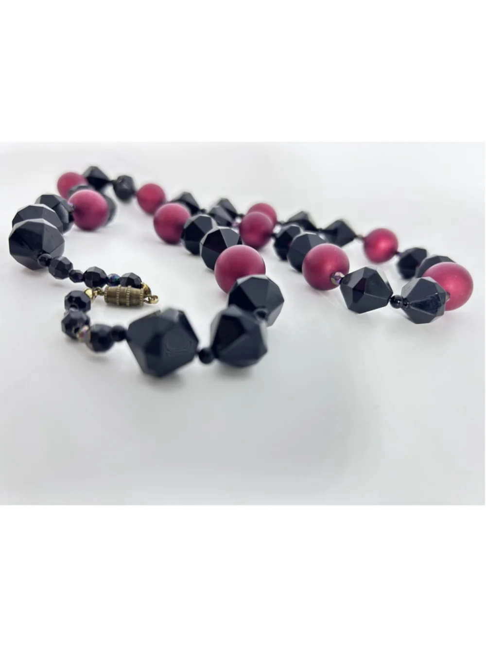 Necklace Black Acrylic Beaded Statement Chunky Faceted Geometric Pearls